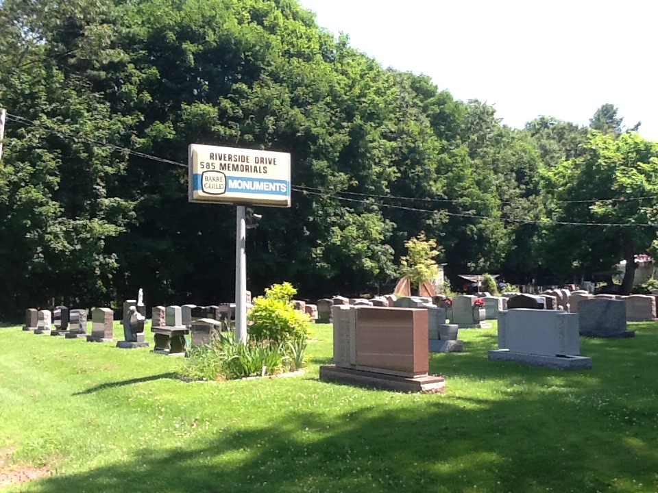 Image showing the sign at Riverside Drive Memorials.